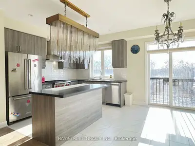 13 Thomas Foster Street, Markham, On L6c 0z4
