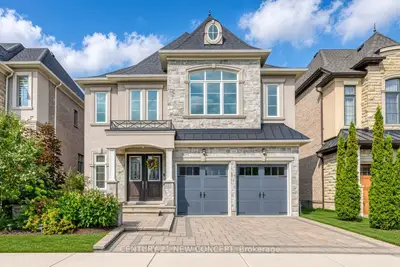 104 Burns Boulevard, King, On L7b 0m5