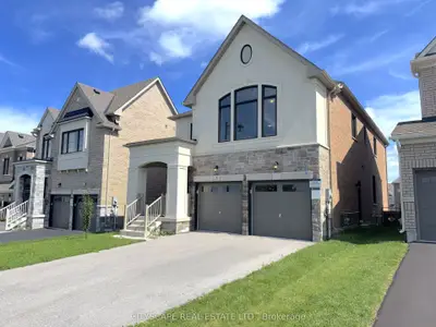 5 Pear Blossom Way, East Gwillimbury, On L9n 0t1