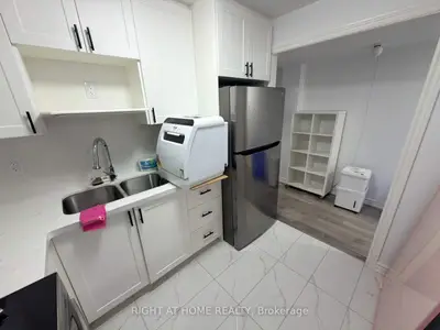 125 Maria Road, Markham, On L6e 0m1