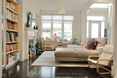 220 South Unionville Avenue, Markham, On L3r 5l3