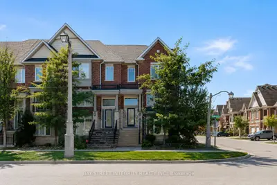 980 Millard Street, Whitchurch-stouffville, On L4a 0t2