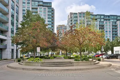 32 Clegg Road 612, Markham, On L6g 0b2