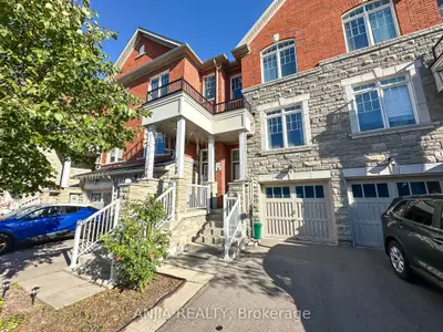 16 Weidman Lane, Markham, On L6e 0t1