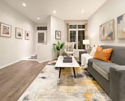 45 Madison Heights Boulevard, Markham, On L6c 2e3
