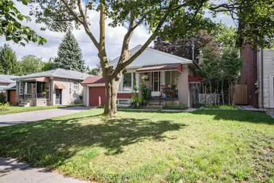 394 Centre Street E Lower, Richmond Hill, On L4c 1b7