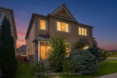 4 Forest Run Boulevard, Vaughan, On L4k 5j8