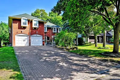 88 Cambridge Crescent, Richmond Hill, On L4c 6g2