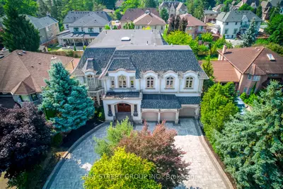 56 Winchester Lane, Richmond Hill, On L4c 6y7