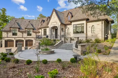 105 King Hills Lane, King, On L7b 1a3