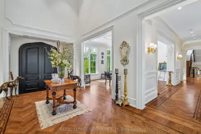 105 King Hills Lane, King, On L7b 1a3