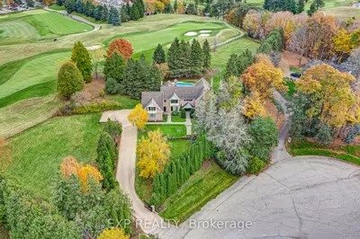 15 Jarvis Avenue, Aurora, On L4g 6w8