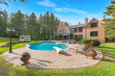 15 Jarvis Avenue, Aurora, On L4g 6w8