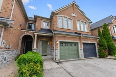 37 Kingsbridge Circle, Vaughan, On L4j 8n8