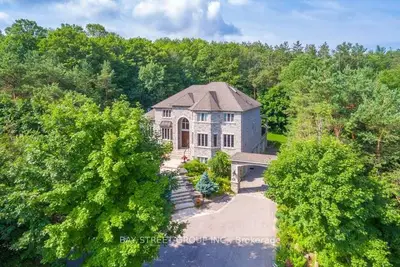 42 Loggers Trail, Whitchurch-stouffville, On L3y 4w1