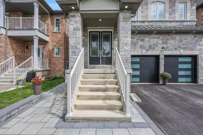 35 Tyndall Drive, Bradford West Gwillimbury, On L3z 4g6