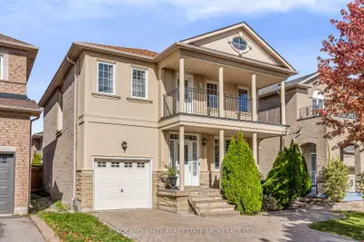 18 Daiseyfield Crescent, Vaughan, On L4h 2t9