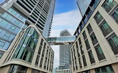 7890 Jane Street 5305, Vaughan, On L4k 0a9