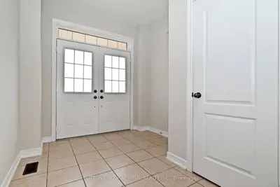 110 Southdown Avenue, Vaughan, On L6a 4n3