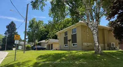 5 Johnson Road, Aurora, On L4g 2a1