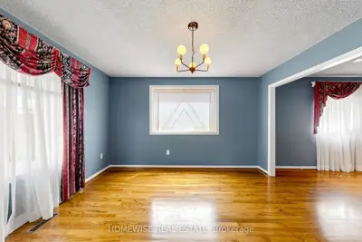 11 Briarcliffe Crescent Main, Vaughan, On L4j 7g5