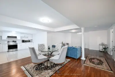 59 Gwillimbury Drive Lower, Bradford West Gwillimbury, On L3z 0c8