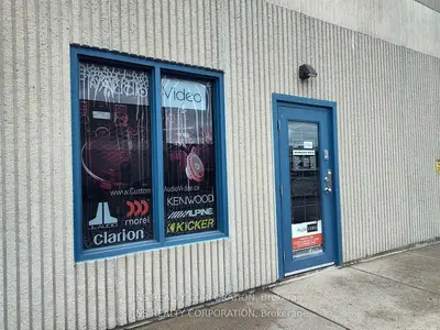 220 Pony Drive 1b, Newmarket, On L3y 7b6