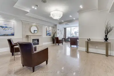 40 Harding Boulevard W 301, Richmond Hill, On L4c 9s5