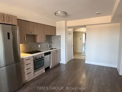 18 Uptown Drive 1701, Markham, On L3r 1l5