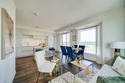 2 David Eyer Road E 829, Richmond Hill, On L4s 0n6