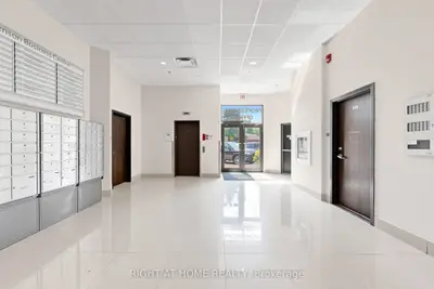 10376 Yonge Street N 306, Richmond Hill, On L4c 3b8