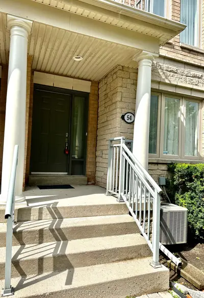 54 Times Avenue, Markham, On L3t 7y1
