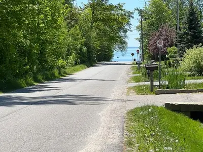 3816 30th Side Road, Innisfil, On L9s 2y4