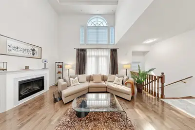 25 Lord Durham Road, Markham, On L6g 0c2