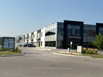 45 Eric T Smith Way 10, Aurora, On L4g 7c6