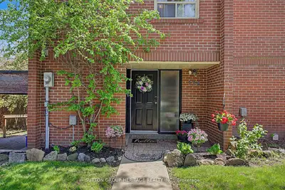 124 Wales Avenue, Markham, On L3p 3k2