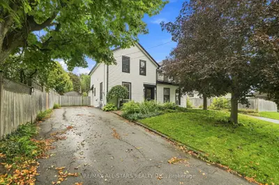 108 Mechanic Street, Uxbridge, On L9p 1g8