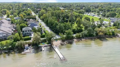 61 Edith Street, Georgina, On L0e 1l0