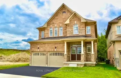 129 Hawkins Street, Georgina, On L0e 1r0