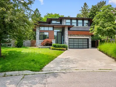 95 Penstock Court, Richmond Hill, On L4c 4p3
