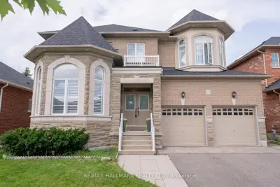 411 Hoover Park Drive, Whitchurch-stouffville, On L4a 1p4