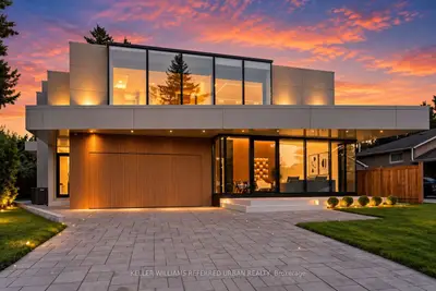 11 Knowles Crescent, Aurora, On L4g 1z6
