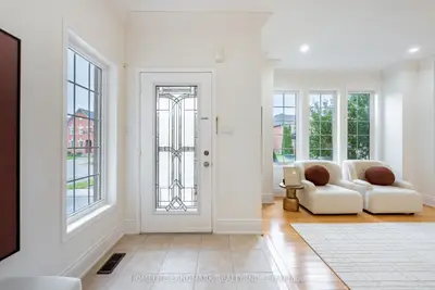 310 Tower Hill Road, Richmond Hill, On L4e 0a6