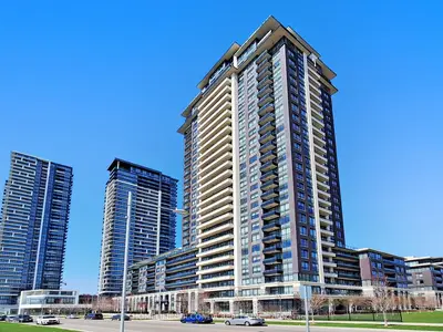 15 Water Walk Drive 901, Markham, On L6g 0g2