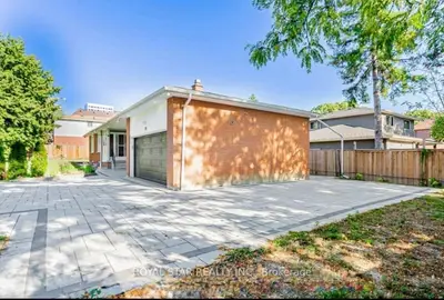 29 Westwood Lane, Richmond Hill, On L4c 6x4