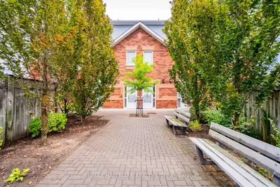 12439 Ninth Line 209, Whitchurch-stouffville, On L4a 1e5