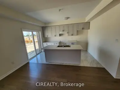 170 William Booth Avenue, Newmarket, On L3x 0l5