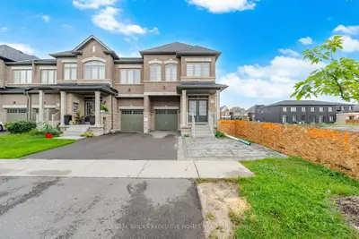 549 Barons Street, Vaughan, On L4h 3n5
