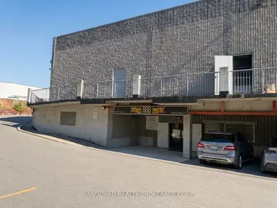 280 West Beaver Creek Road L19, Richmond Hill, On L4b 3z1