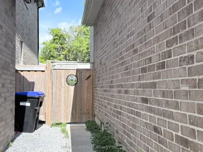179 Chelsea Crescent Bsmt, Bradford West Gwillimbury, On L3z 4g7